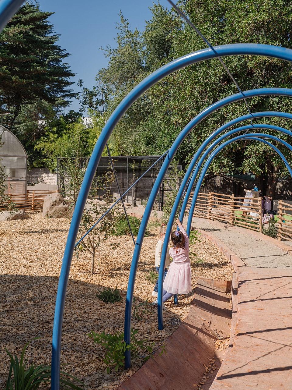 Ombu Afuera Kindergarten by Andres Zegers Arquitecto Lirio Paisaje