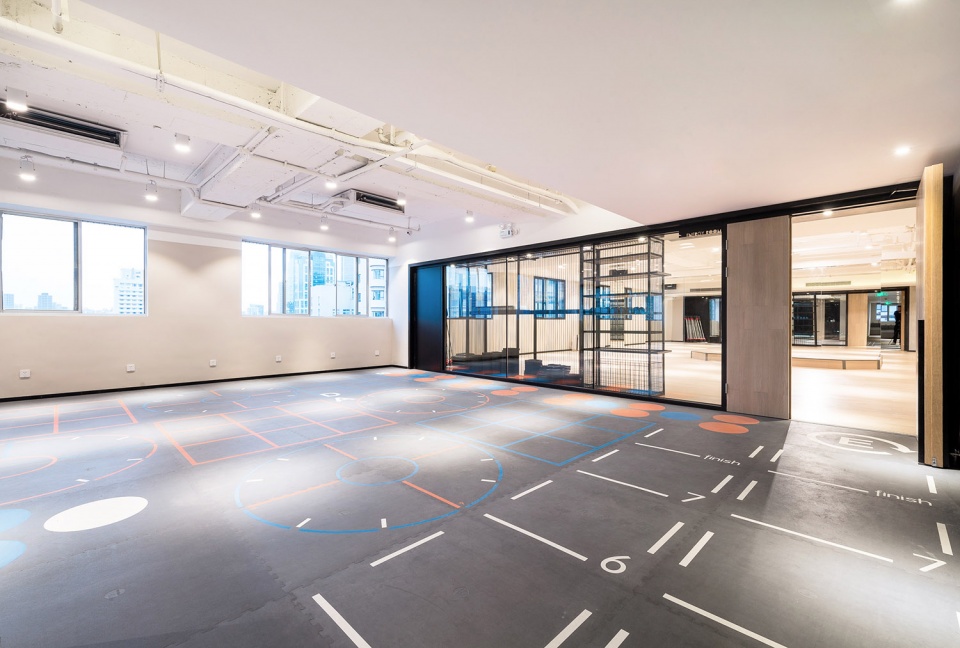 ZB Fitness Shanghai China by More Design Office 4