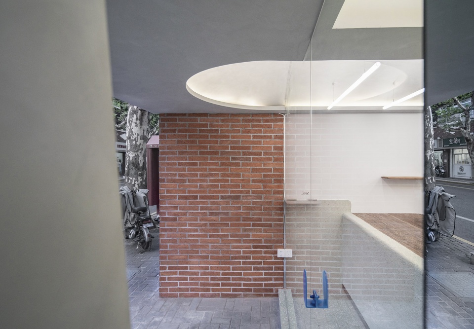 the others beverage store China by Mur Mur Lab