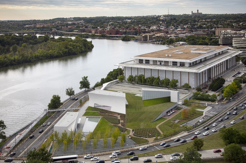 The REACH at The Kennedy Center for the Performing Arts Steven Holl Architects