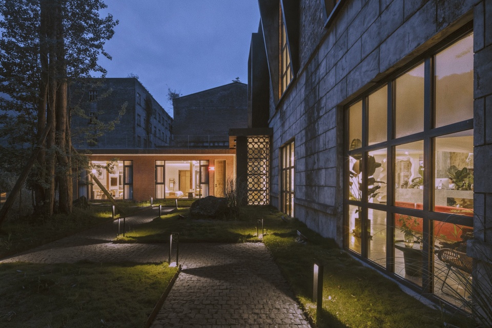 Chengdu 1979 Factory Renovated Boutique Hotel China by OAD