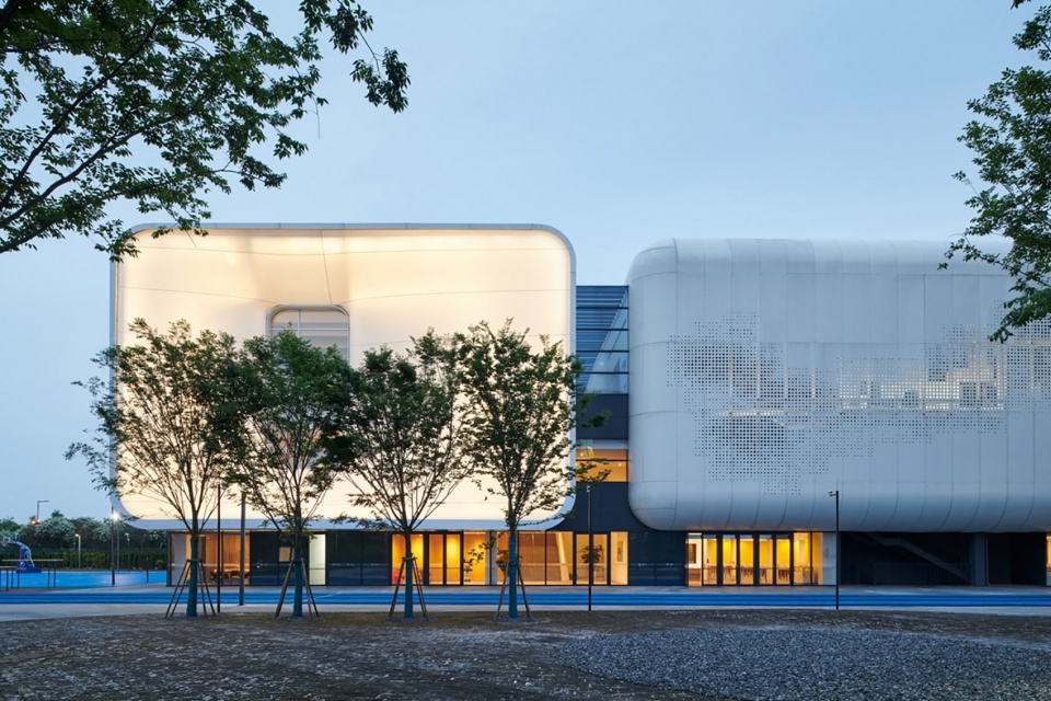 Shanghai Qingpu Pinghe Sports Center China by OPEN Architecture