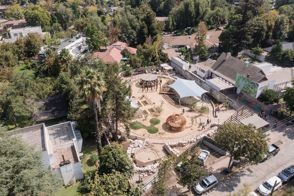 Ombu Afuera Kindergarten by Andres Zegers Arquitecto Lirio Paisaje