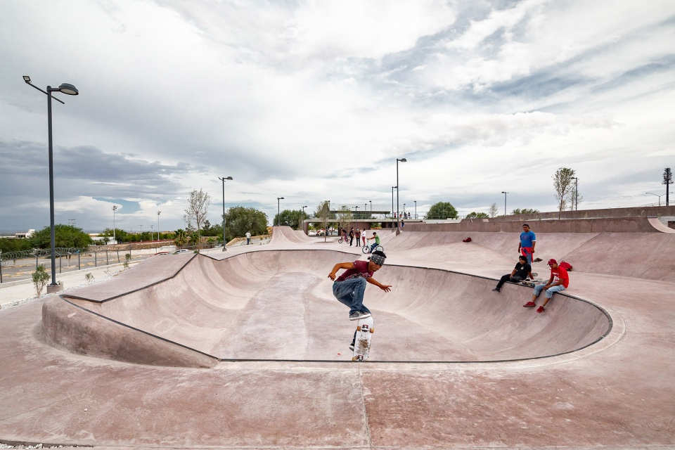 la duna skatepark by francisco elias