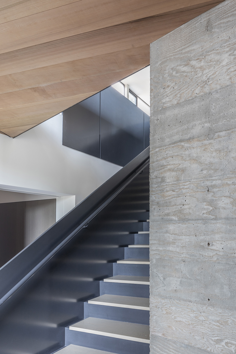 Viewfinder House by Faulkner Architects 谷德设计网