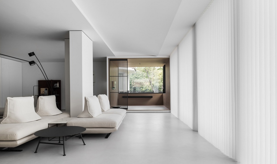 Shanghai Ferrari House by FF DESIGN