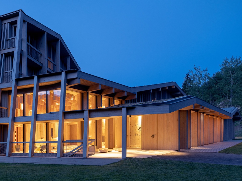 HOTEL BOHINJ REVITALISED by OFIS arhitekti