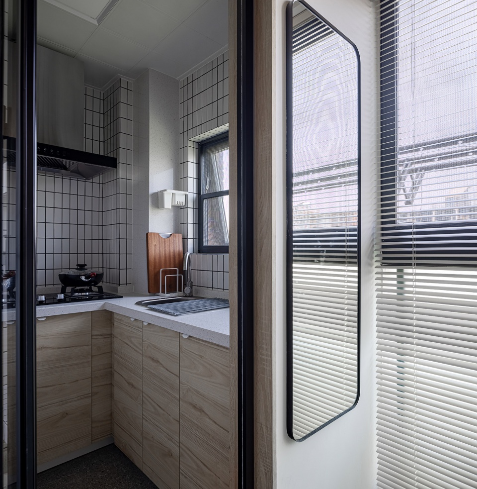 Interior design of a 24 square meters apartment by Wusuo design