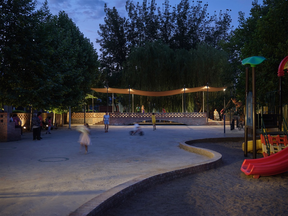 A Public Stage in Gaoliying Yicun Village by RENGARCH KEYWORKS