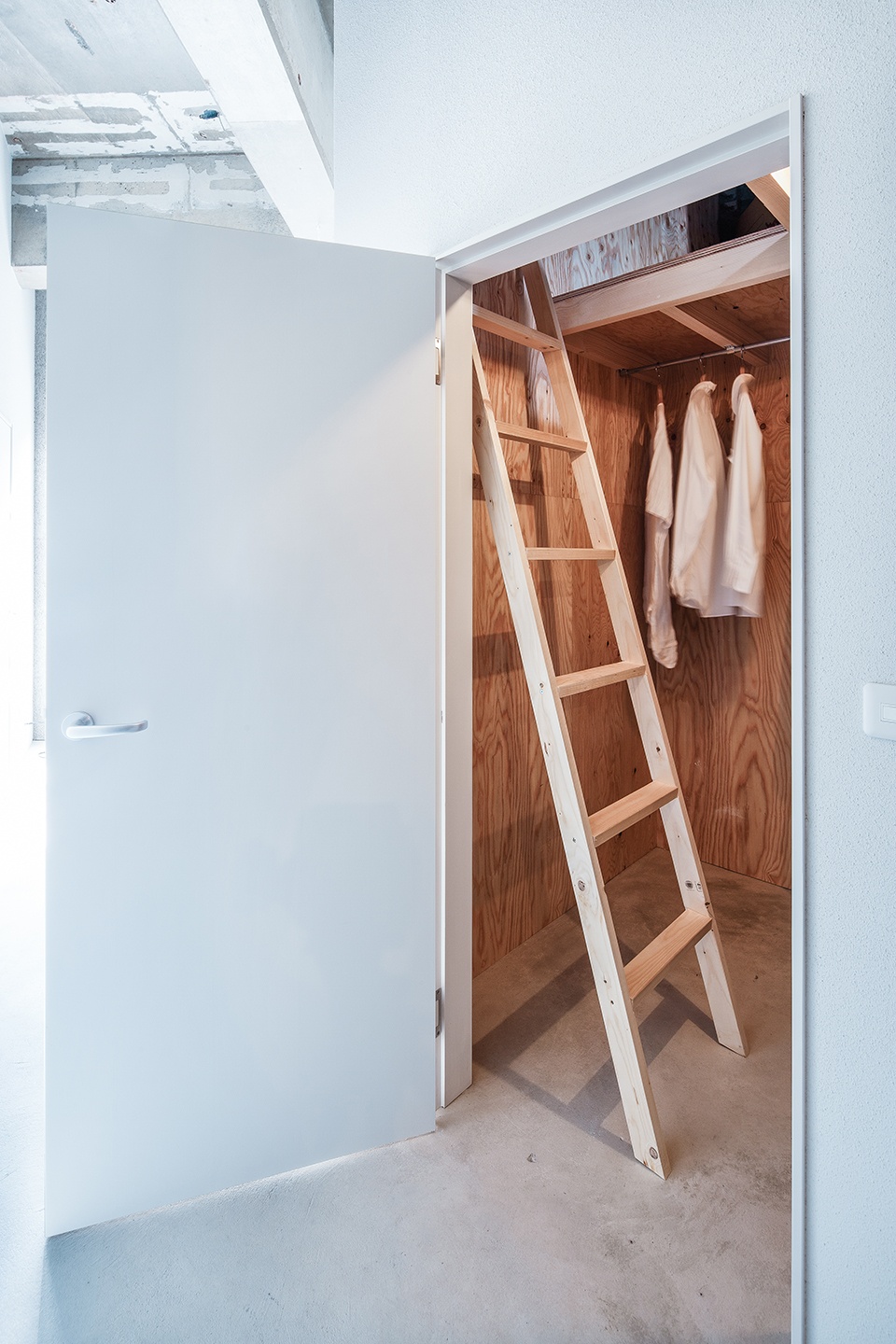 s house renovation by yasuhiro sawa design office