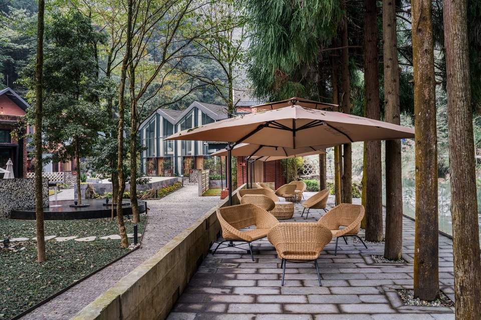 Chengdu 1979 Factory Renovated Boutique Hotel China by OAD