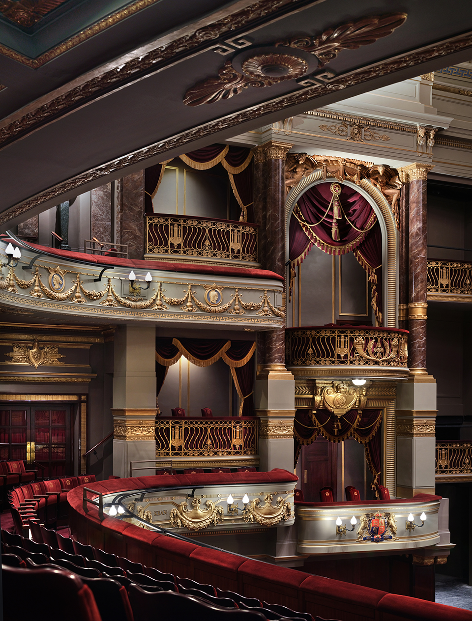 Theatre Royal Drury Lane By Haworth Tompkins - 谷德设计网