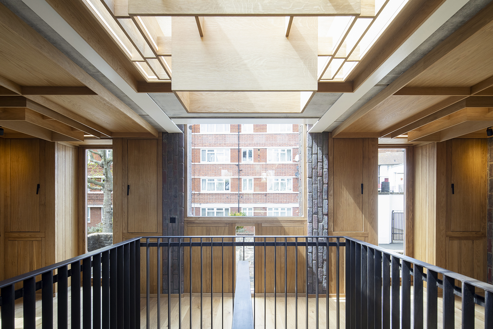 southwark brick house by satish jassal architects 1