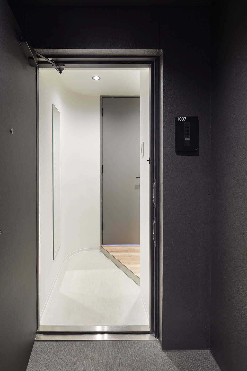 kannai blade residence by key operation inc architects