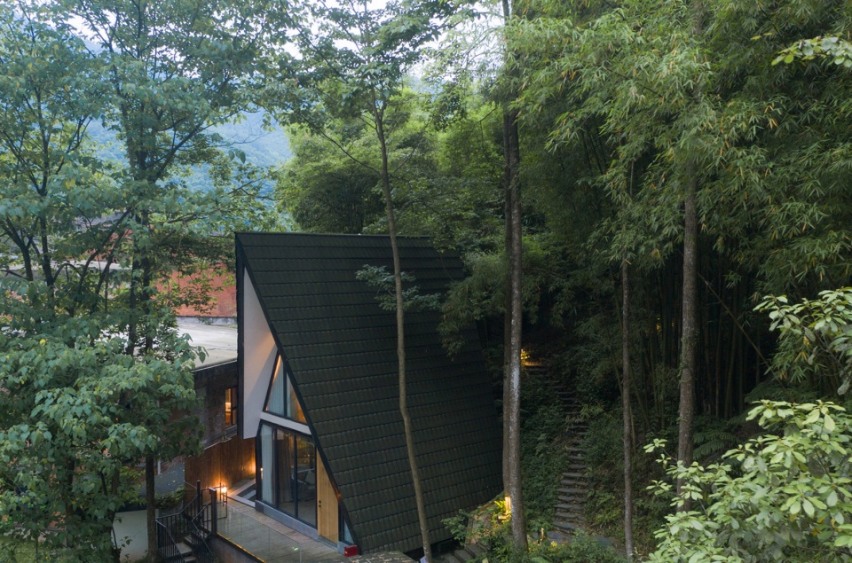 Chengdu 1979 Factory Renovated Boutique Hotel China by OAD