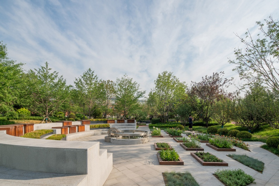 China Resources Land Times Park by Shenyang Jianzhu University HA STUDIO