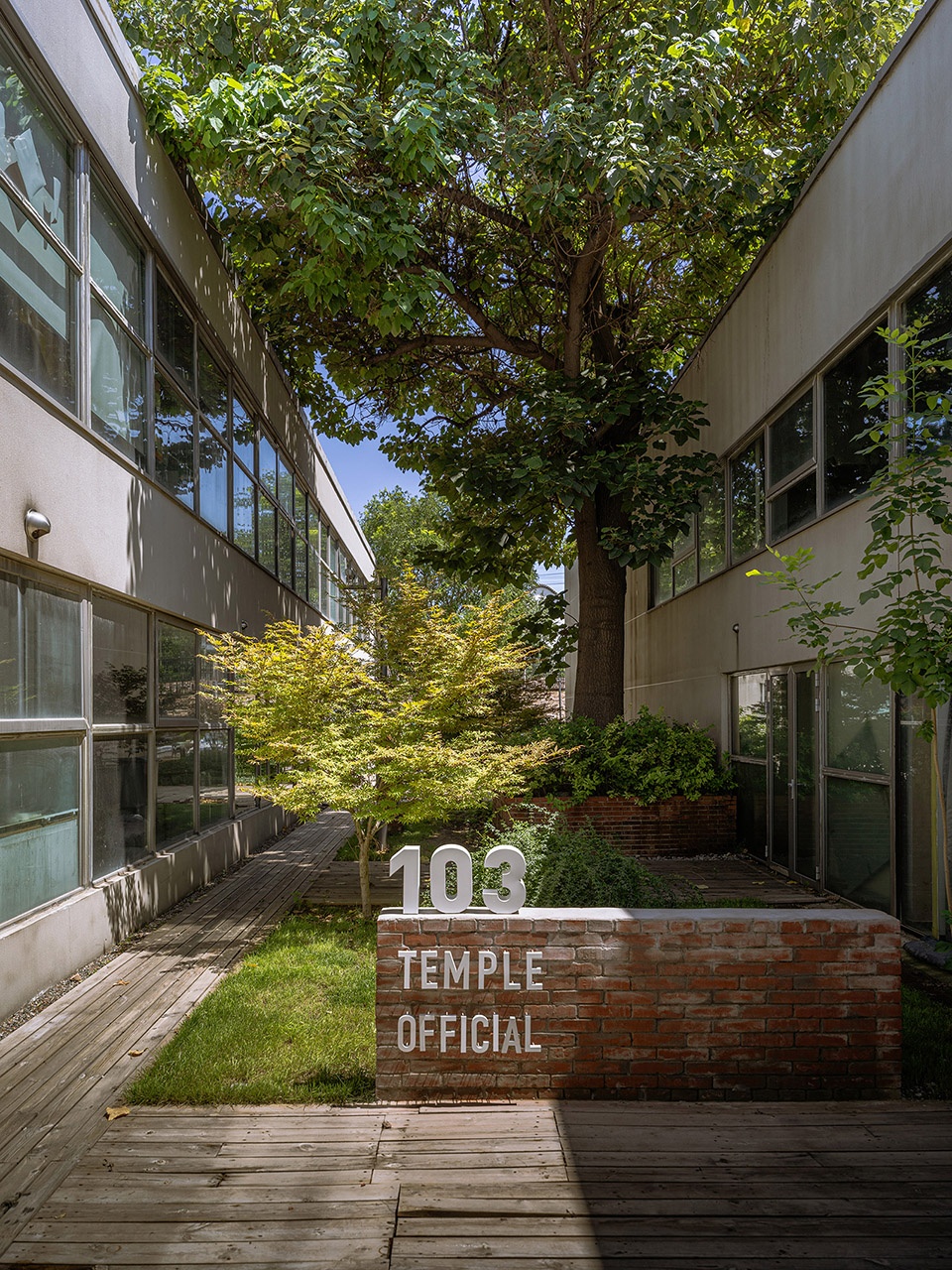 beijing xidian funs itown by change studio