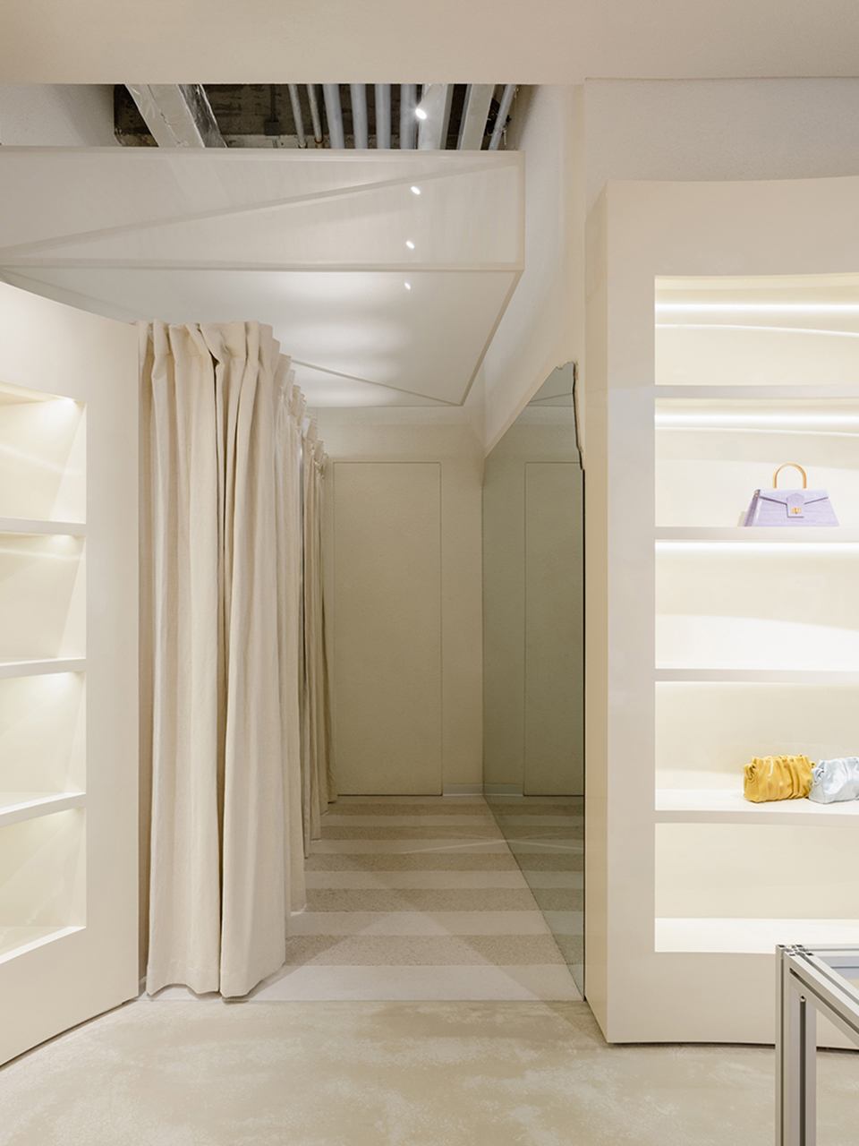 on going looknow xintiandi flagship store shanghai by so studio 1