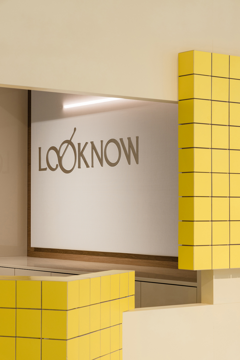 on going looknow xintiandi flagship store shanghai by so studio