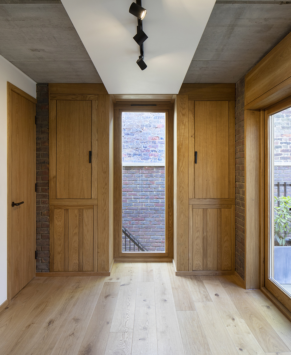 southwark brick house by satish jassal architects