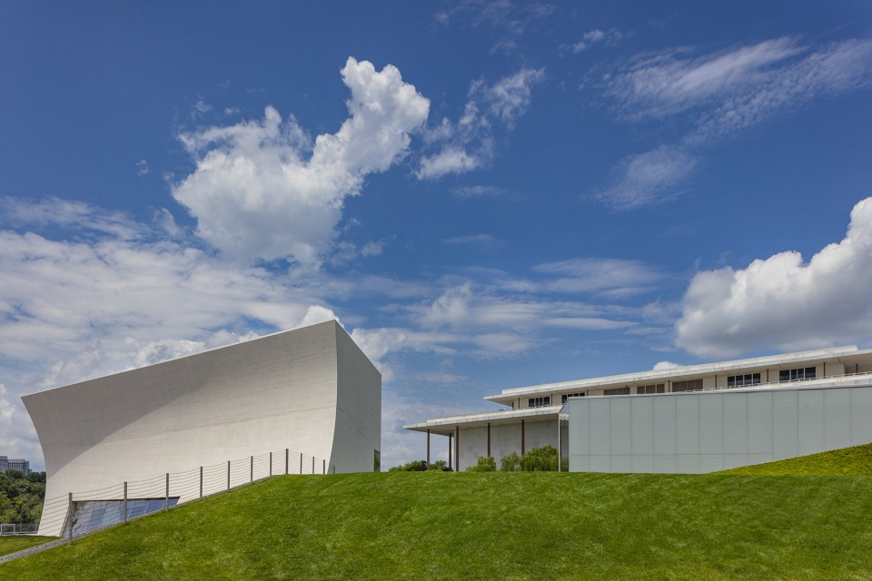 The REACH at The Kennedy Center for the Performing Arts Steven Holl Architects