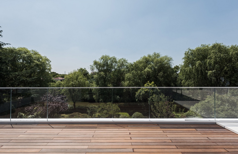 Shanghai Ferrari House by FF DESIGN