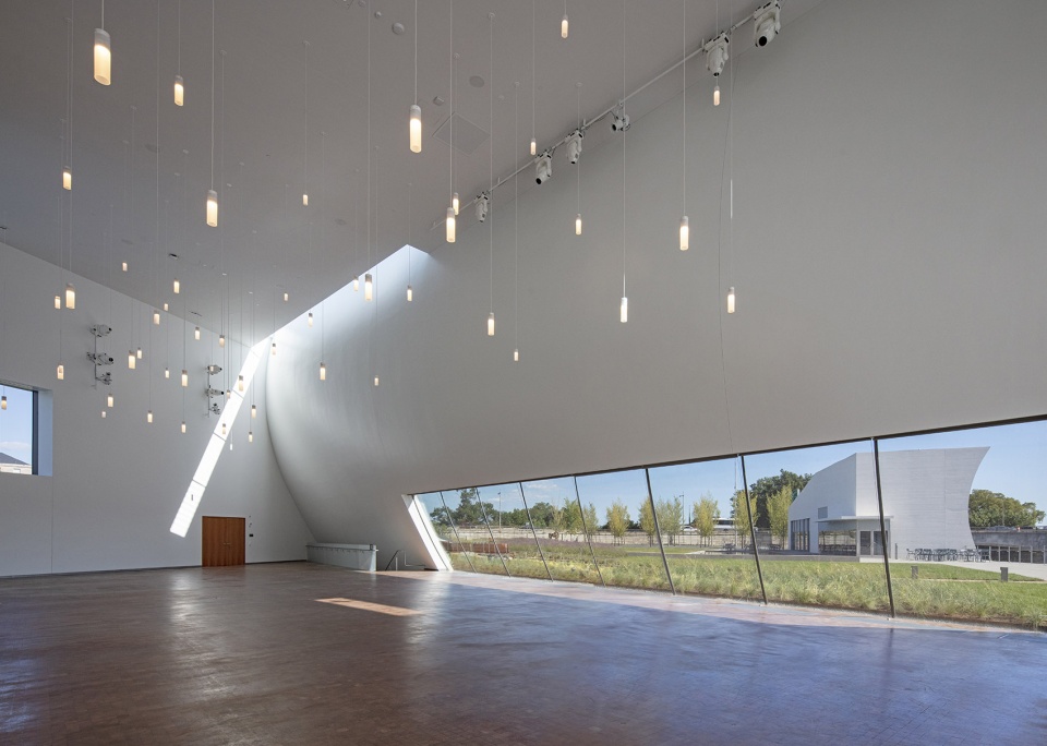 The REACH at The Kennedy Center for the Performing Arts Steven Holl Architects