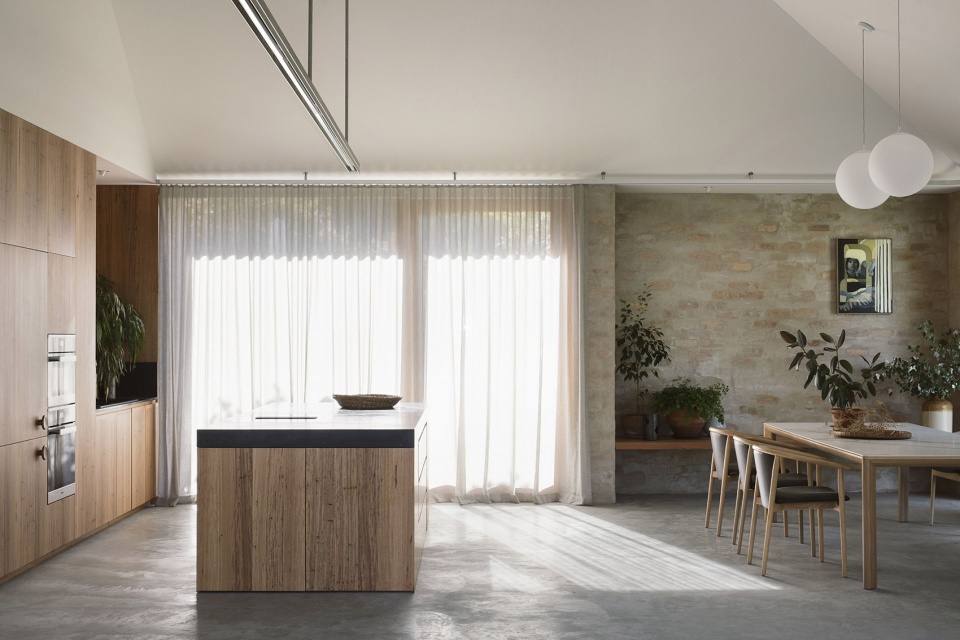 Kyneton House Edition Office
