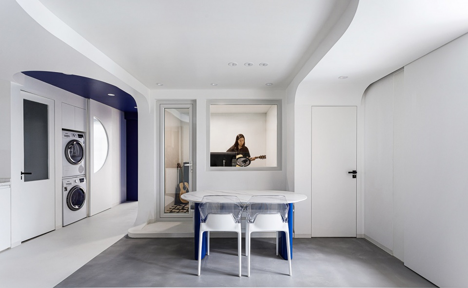 blue realm a streamlined musical home in klein blue beijing by xigo studio