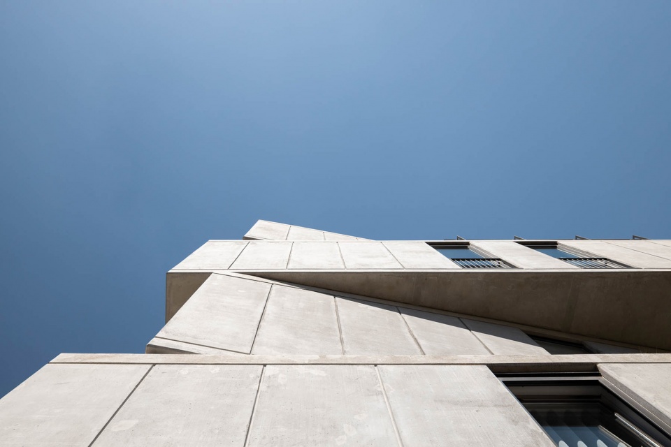 Torre 261 Just an Architect