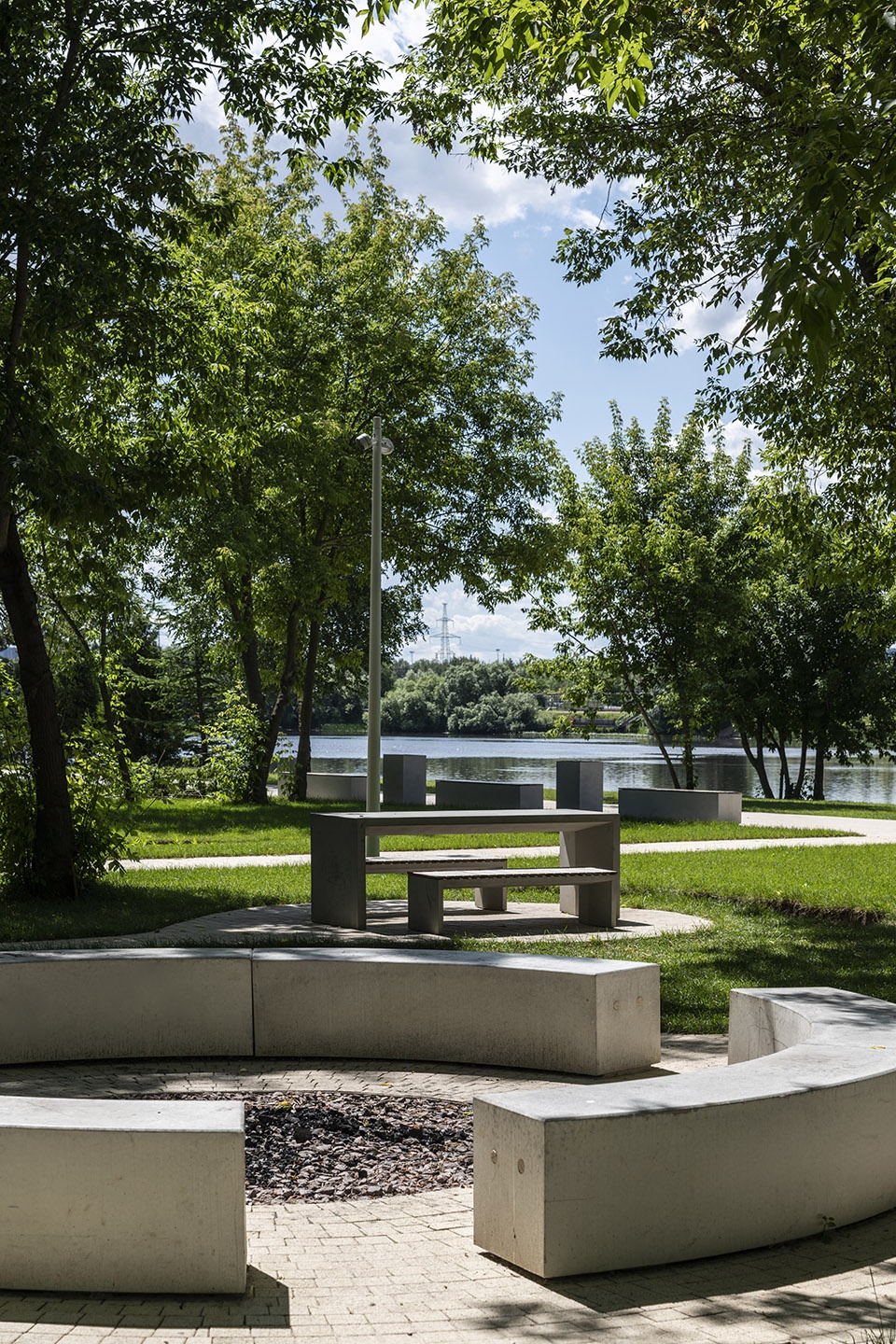 Park on the banks of the moskva river WOWHAUS