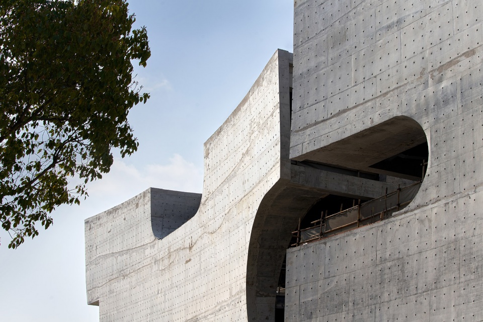 Cofco Cultural and Health Center Steven Holl Architects