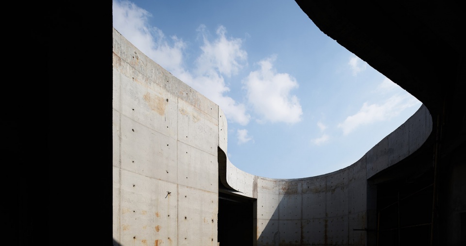 Cofco Cultural and Health Center Steven Holl Architects