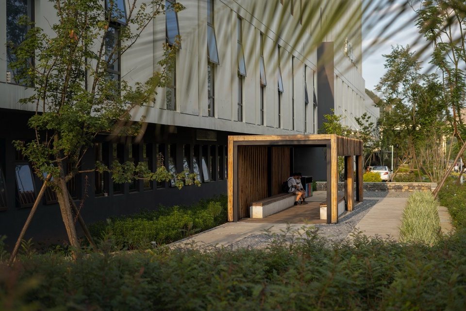 Panzhou Traditional Chinese Medicine Hospital Landscape Design Mind Studio