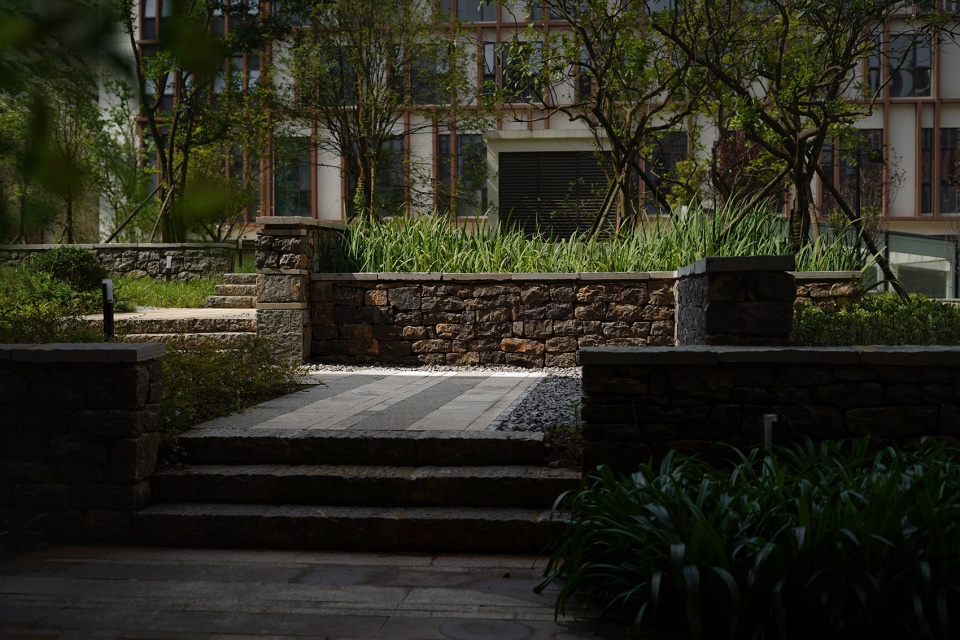 Panzhou Traditional Chinese Medicine Hospital Landscape Design Mind Studio