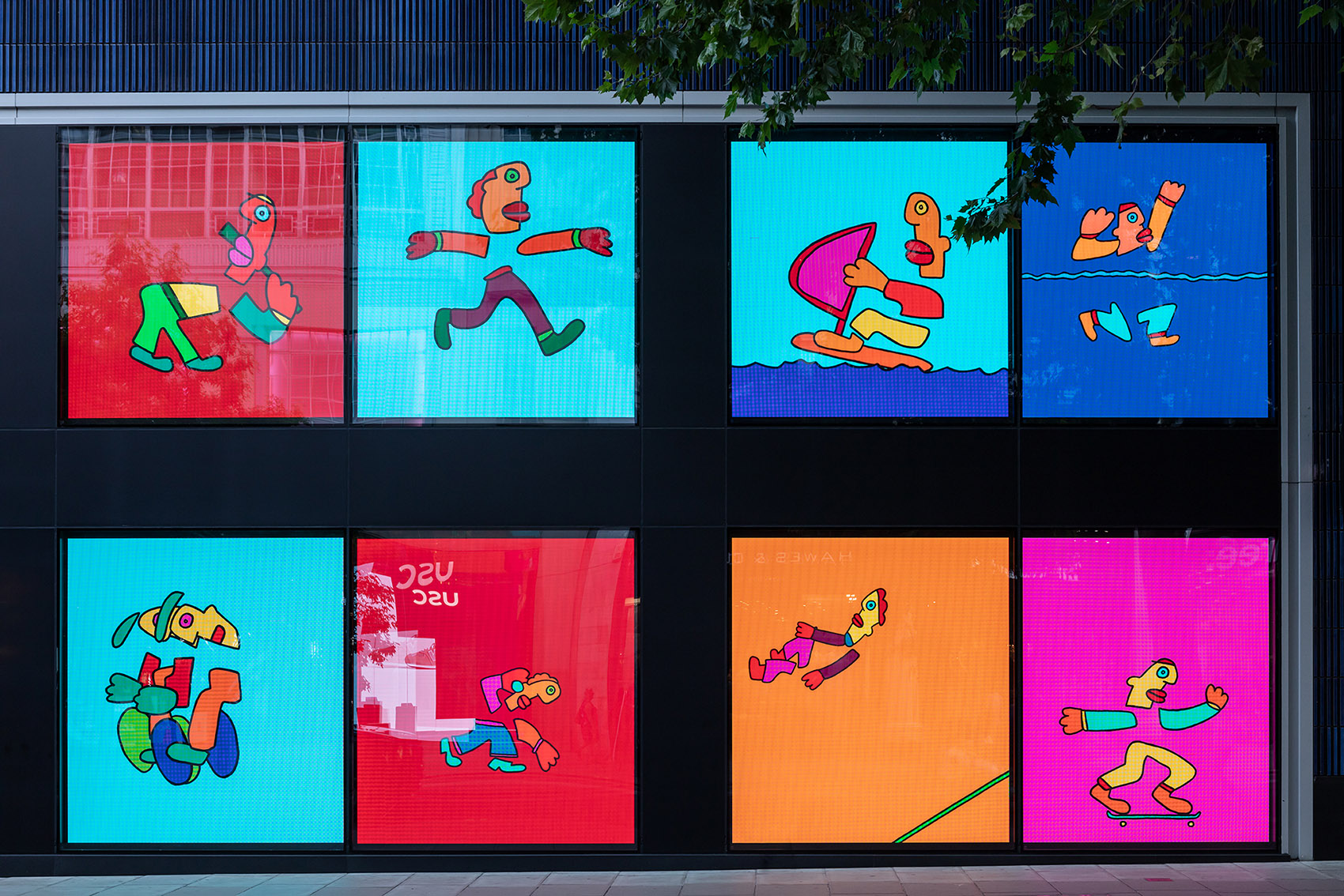 gold by thierry noir