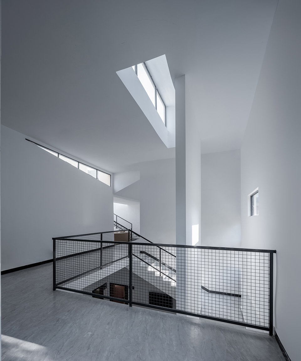 Heyuan Huilong Village Party Service Center by Yuanism Architects SUIADR