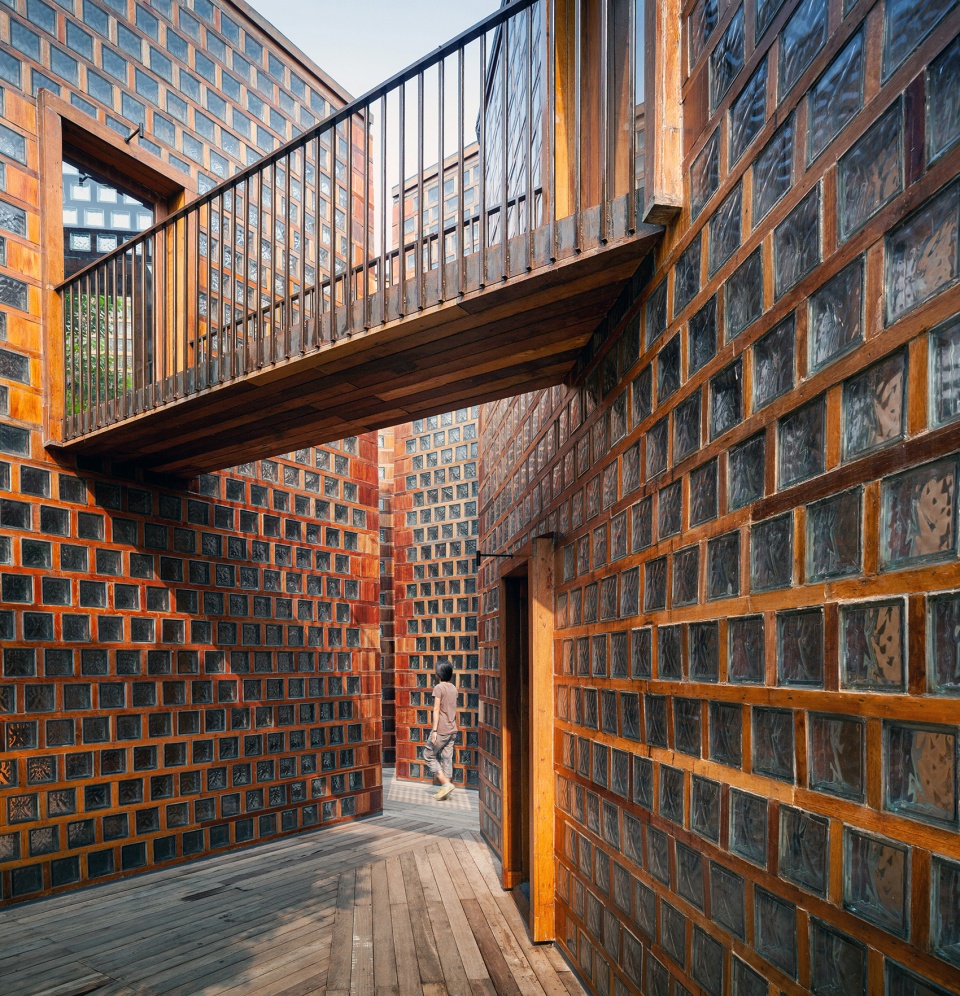 artisans ayutthaya the woman restaurant by bangkok project studio
