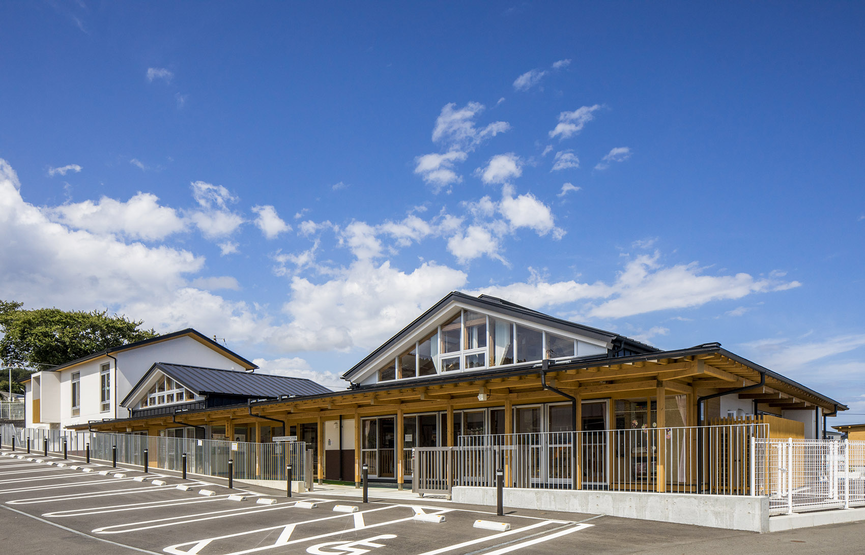 hitachi city hanayama certified child center by mikami architects