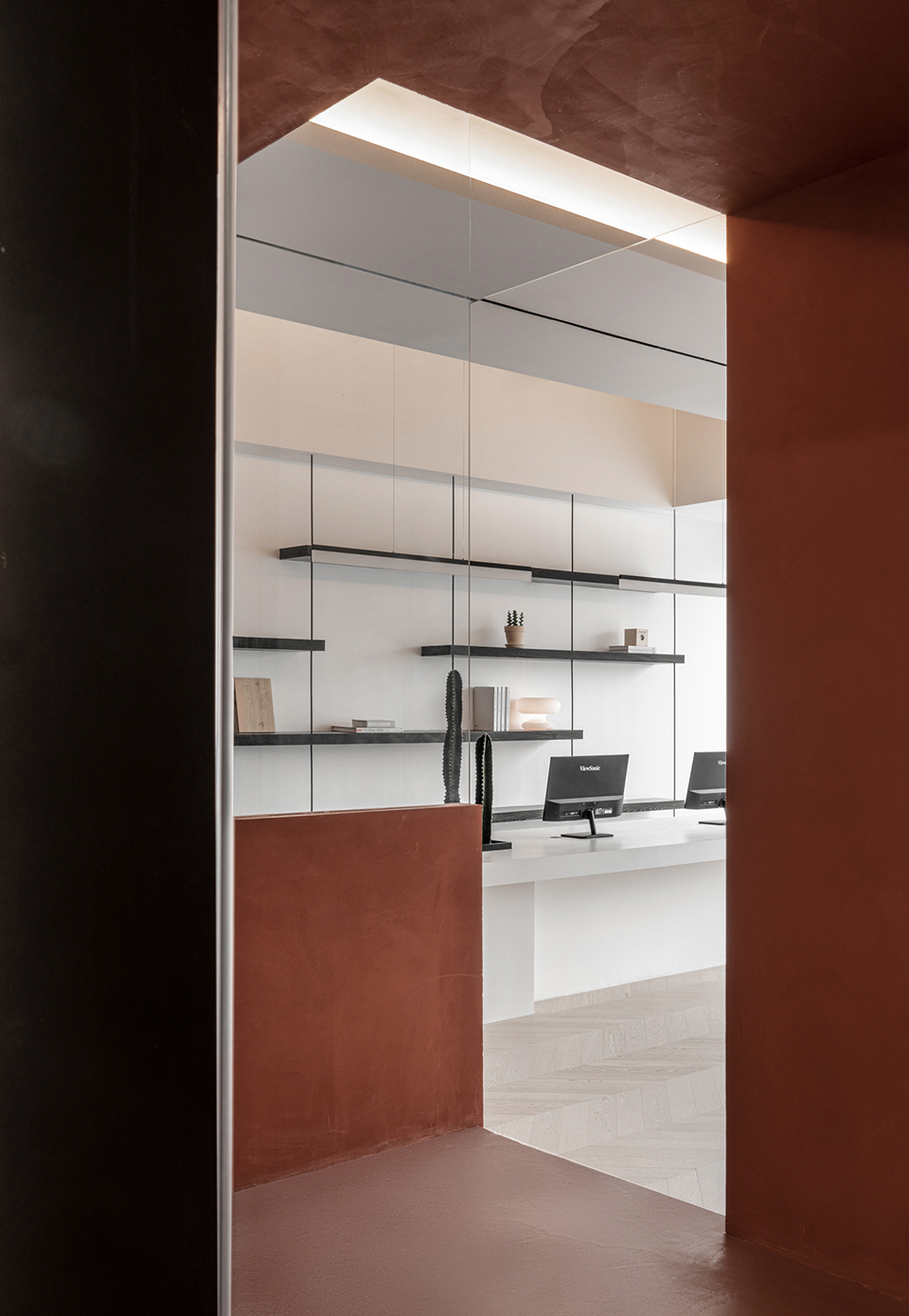 ”Red Box” Office, China by YUNGU DESIGN 谷德设计网