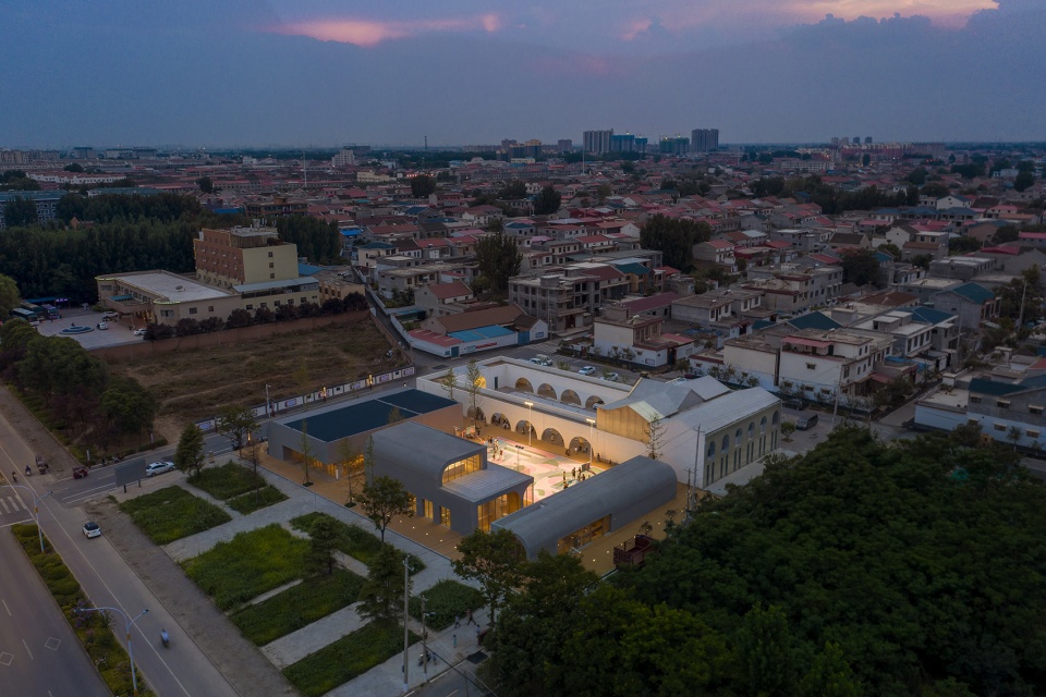 the qinchang village town hall china by studio 10