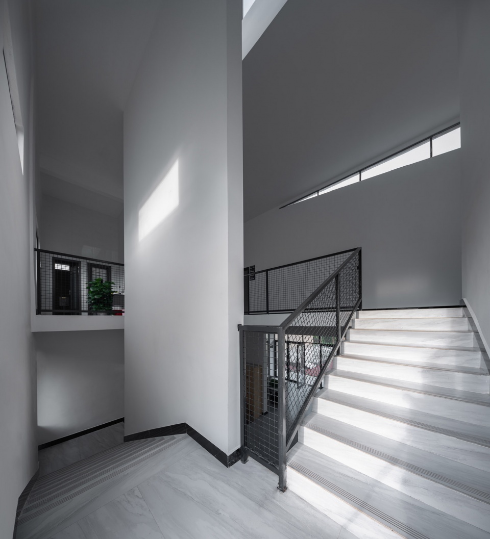 Heyuan Huilong Village Party Service Center by Yuanism Architects SUIADR