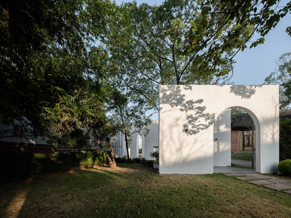 Zhoutang public art space project by Suzhou Youjian architectural decoration design
