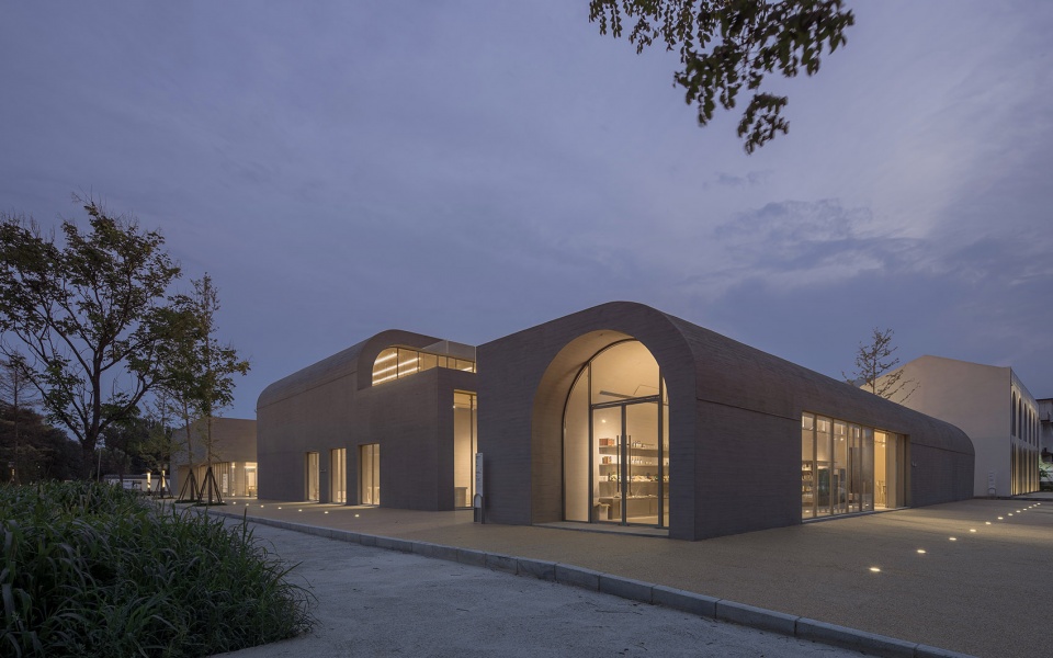 the qinchang village town hall china by studio 10