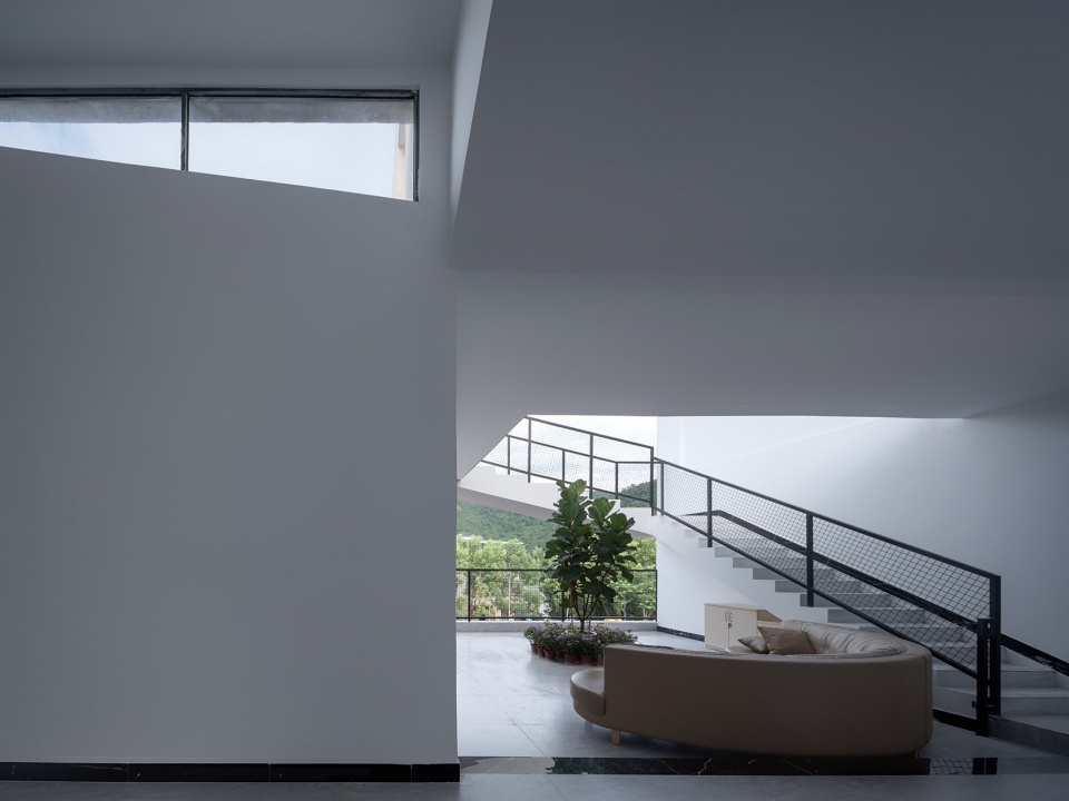 Heyuan Huilong Village Party Service Center by Yuanism Architects SUIADR