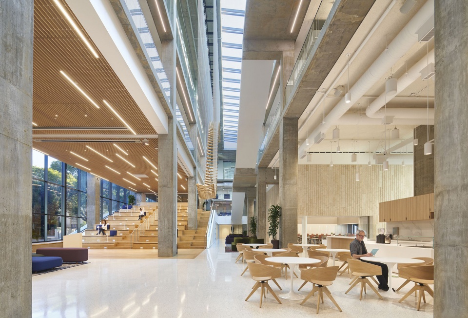 Kaiser Permanente Bernard J Tyson School of Medicine by Yazdani Studio of CannonDesign