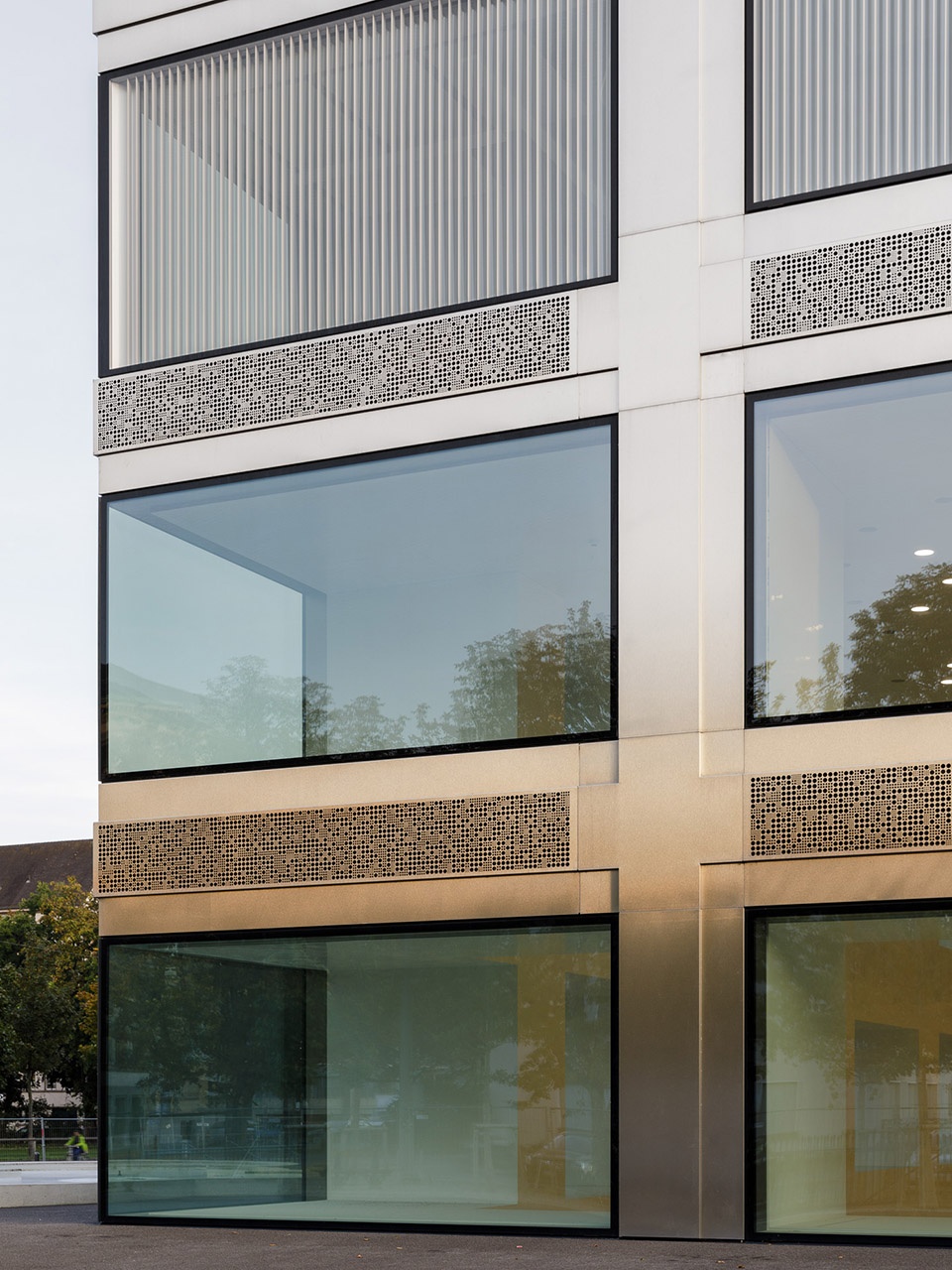 THE NEW STATE OF THE ART RESEARCH BUILDING BIOZENTRUM OF THE UNIVERSITY OF BASEL by ILG SANTER ARCHITEKTEN