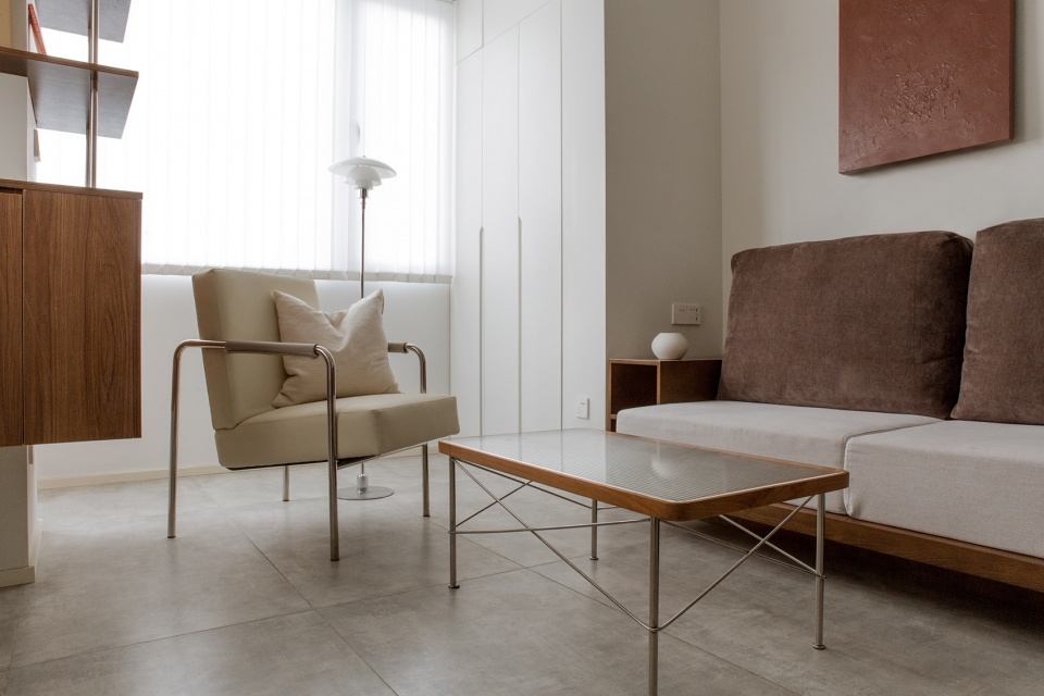 The Wedging of Stainless Steel 65 apartment interior design by QISI DESIGN