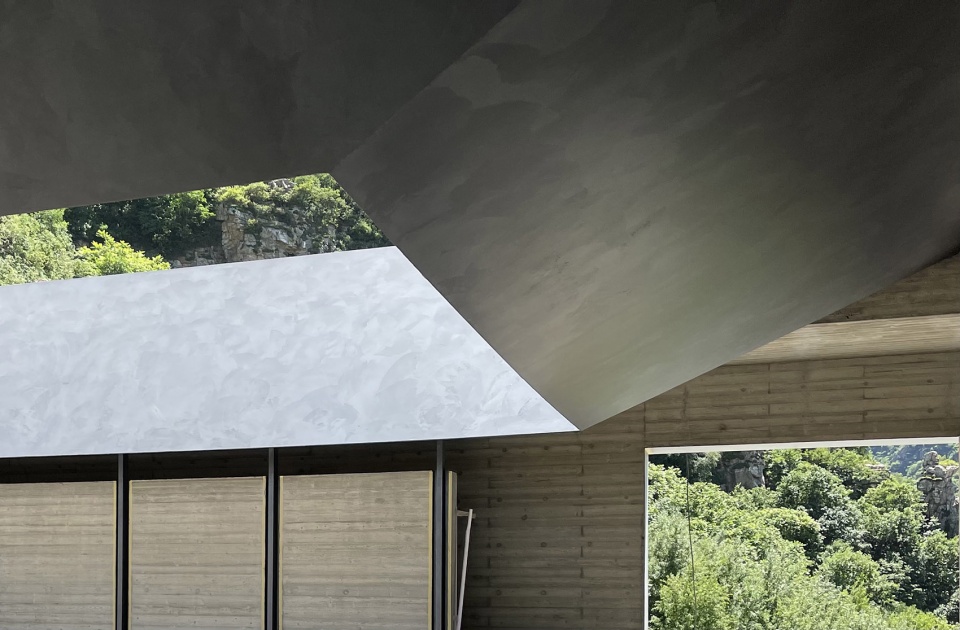 liu yichun building for a humanistic city