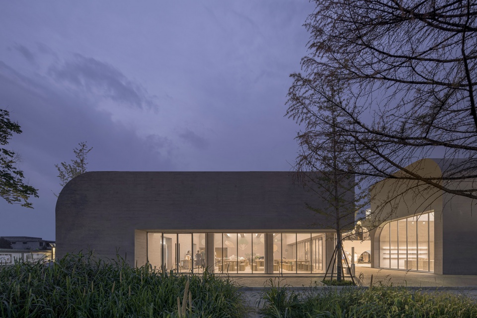 the qinchang village town hall china by studio 10